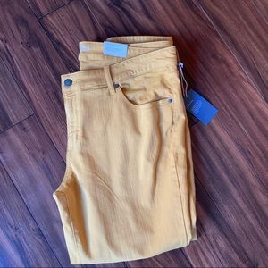 Universal Thread Smooth Sculpt Skinny Mustard Jean